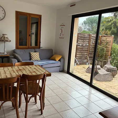 Casa vacanze Maisonette Paisible à *